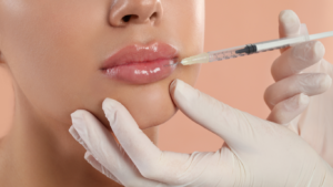 Read more about the article الحقن التجميلي بالرياض: دليلك الشامل لجمال طبيعي ومشرق في عيادة املدان