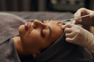 Read more about the article تجربتي مع البوتوكس بالرياض: من أول جلسة إلى النتيجة بعد أسبوعين